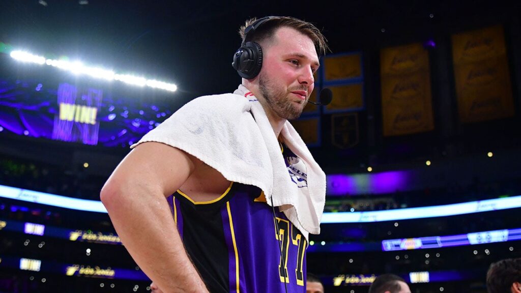 Luka Doncic shattered his cell phone after learning of Lakers-Mavericks trade Luka Doncic shattered his cell phone after learning of Lakers-Mavericks trade