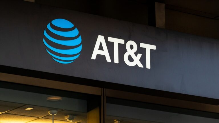 AT&T releases first-quarter earnings results