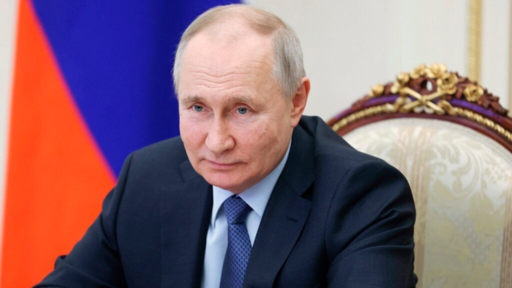 Putin declares temporary Easter ceasefire in war with Ukraine Putin declares temporary Easter ceasefire in war with Ukraine