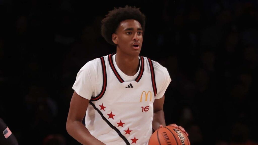 Alijah Arenas, son of former NBA star, out of induced coma after car accident