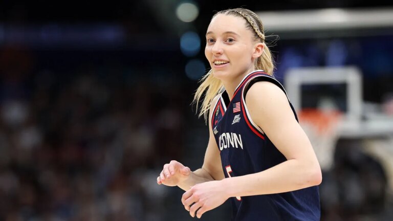 Paige Bueckers finally captures national title as UConn routs South Carolina