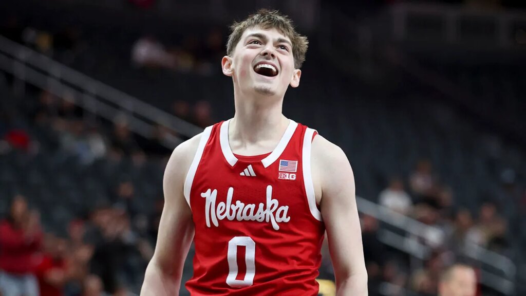College Basketball Crown: Nebraska wins 0,000 prize College Basketball Crown: Nebraska wins 0,000 prize