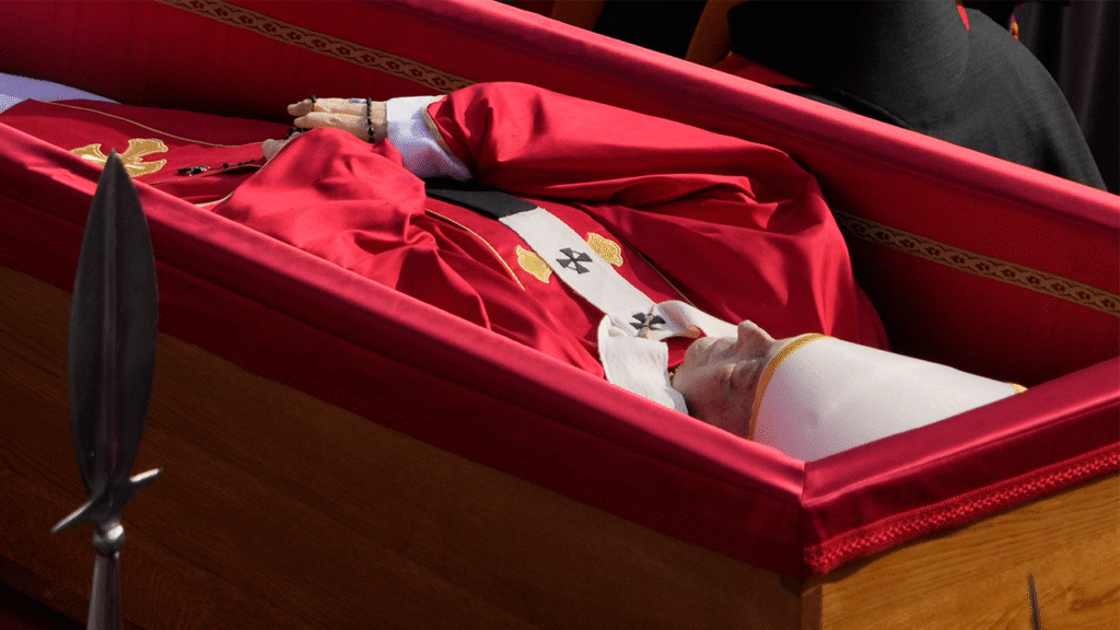 Pope Francis’ body is transferred to St. Peter’s Basilica for public viewing Pope Francis’ body is transferred to St. Peter’s Basilica for public viewing