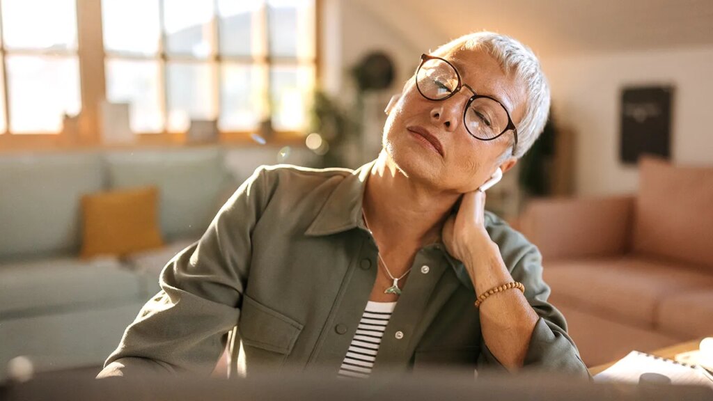 Neck pain increases after certain amount of sedentary behavior, study finds