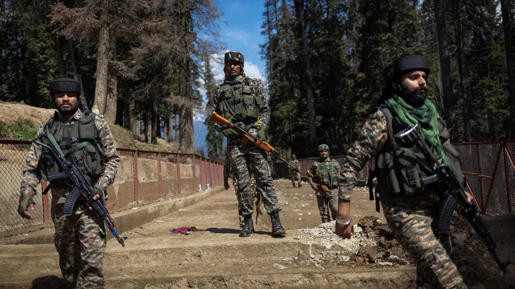 Pakistan warns direct conflict with India ‘imminent’ Pakistan warns direct conflict with India ‘imminent’