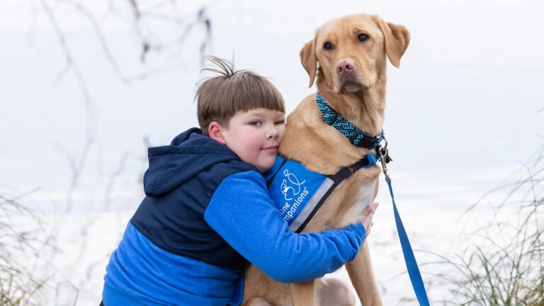 Service dogs helpful for kids with autism, research shows