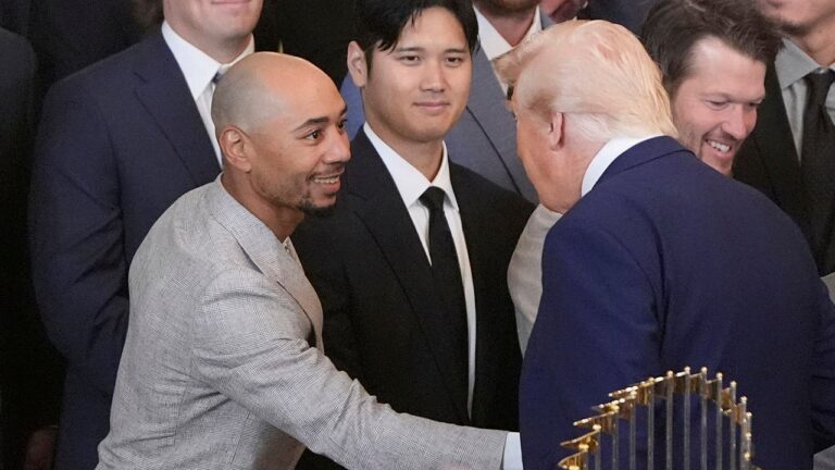 Dodgers visit Trump: President touts Mookie Betts’ accomplishments