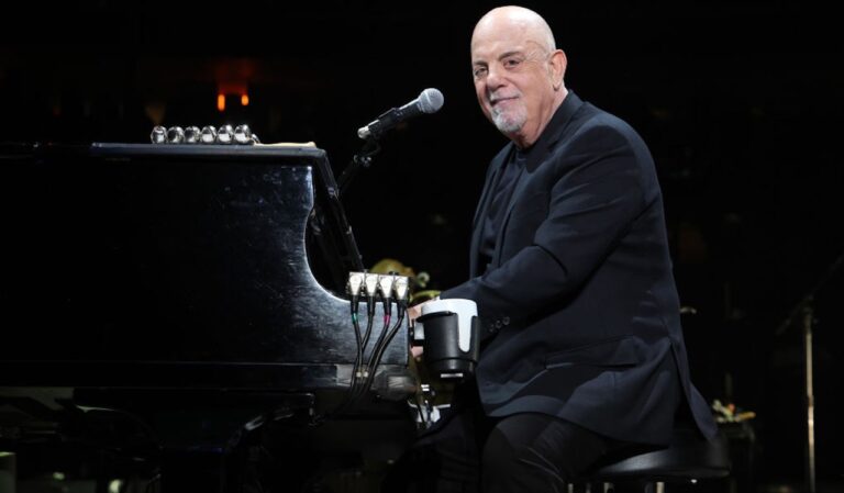 ‘Piano Man’ Billy Joel jokes ‘getting old sucks’ during health battle