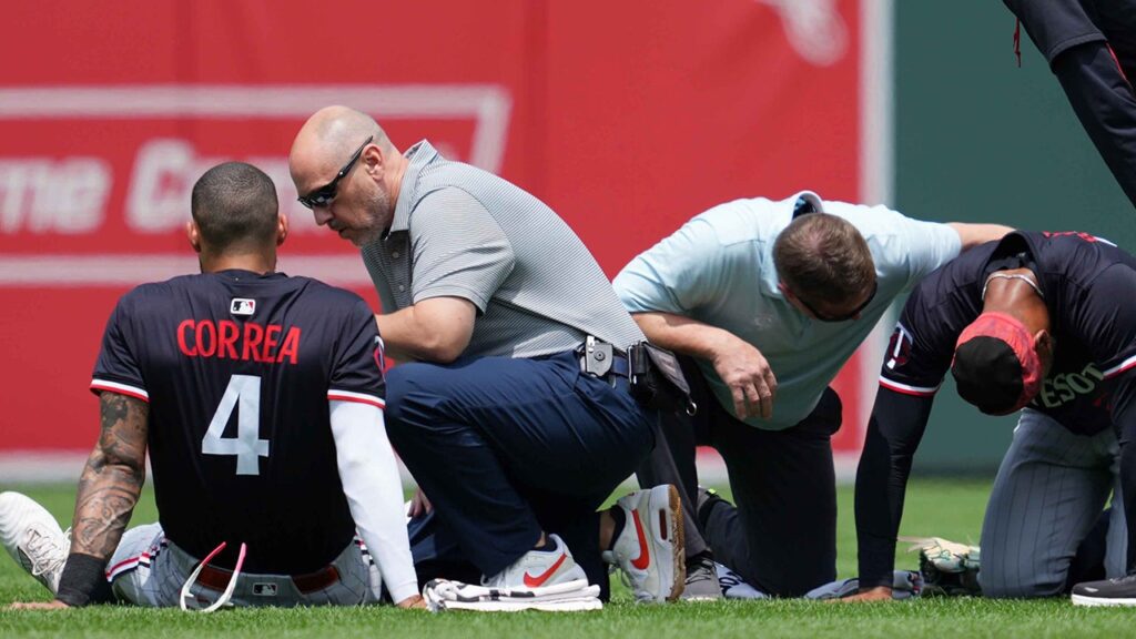 Twins’ Carlos Correa, Byron Buxton in concussion protocol after collision