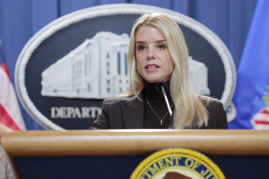 Attorney General Bondi claims Flores decree incentivizes illegal immigration Attorney General Bondi claims Flores decree incentivizes illegal immigration