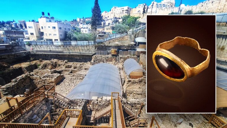 Ancient child’s gold ring unearthed in Israel dates back 2,300 years