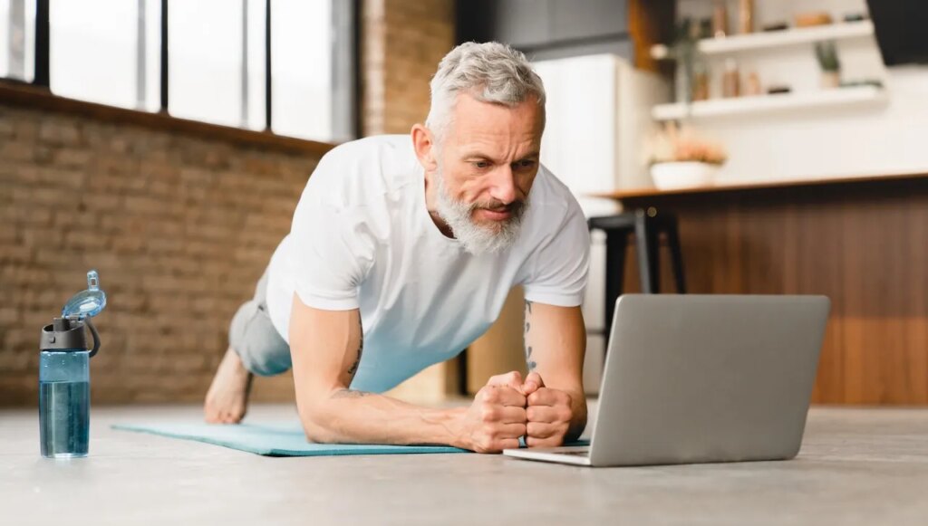Aging increases belly fat risk, but fitness and diet tips can help Aging increases belly fat risk, but fitness and diet tips can help