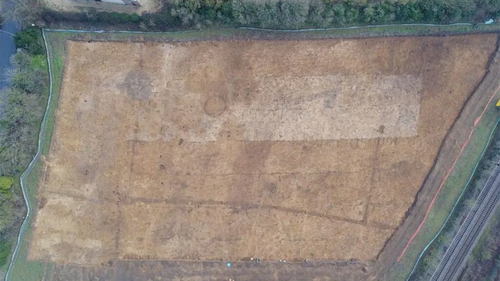 Archaeologists find Bronze Age settlement buried beneath highway construction project