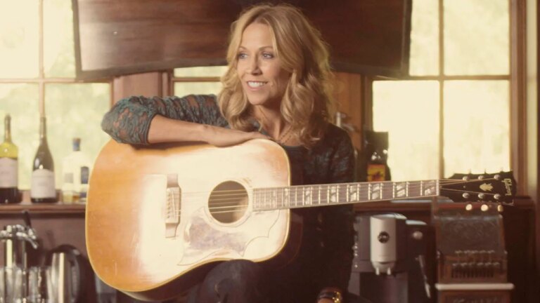 Sheryl Crow traded Hollywood for Nashville after cancer battle, heartbreak