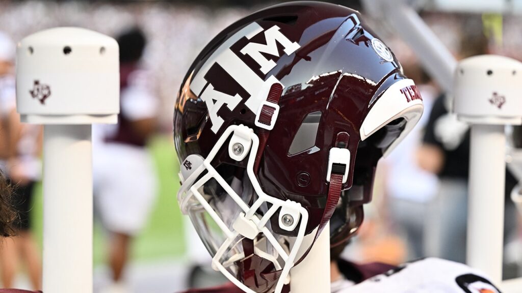 Community mourns death of former Texas A&M safety Brian Williams
