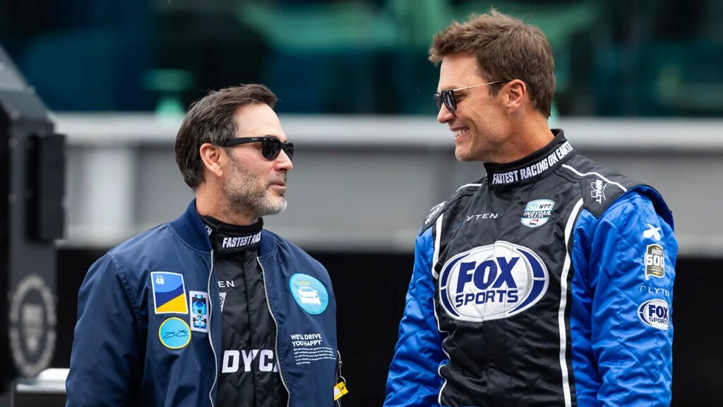 Indy 500: Tom Brady takes lap with Jimmie Johnson before race