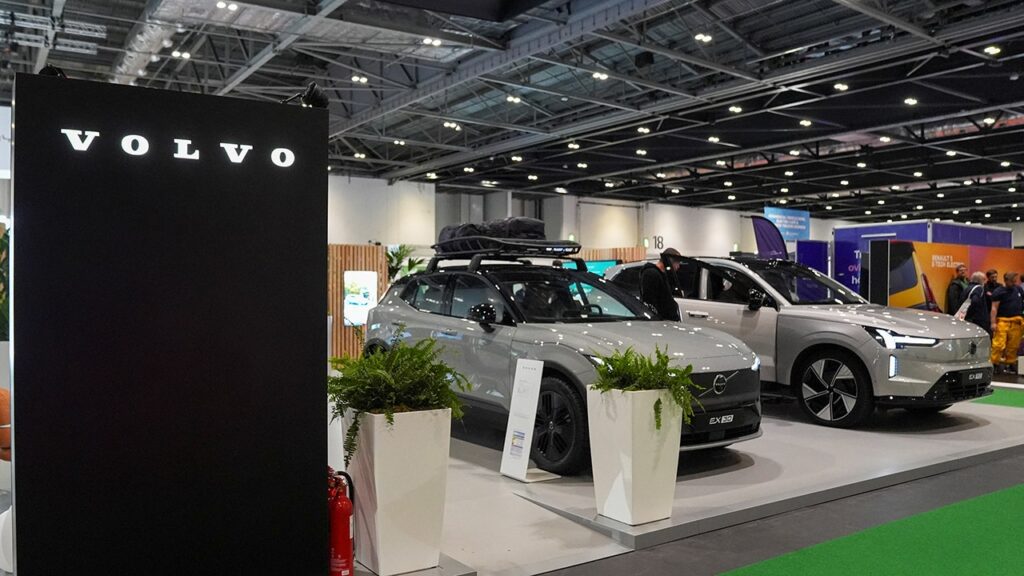 Volvo is cutting thousands of jobs in “cost and cash action plan”