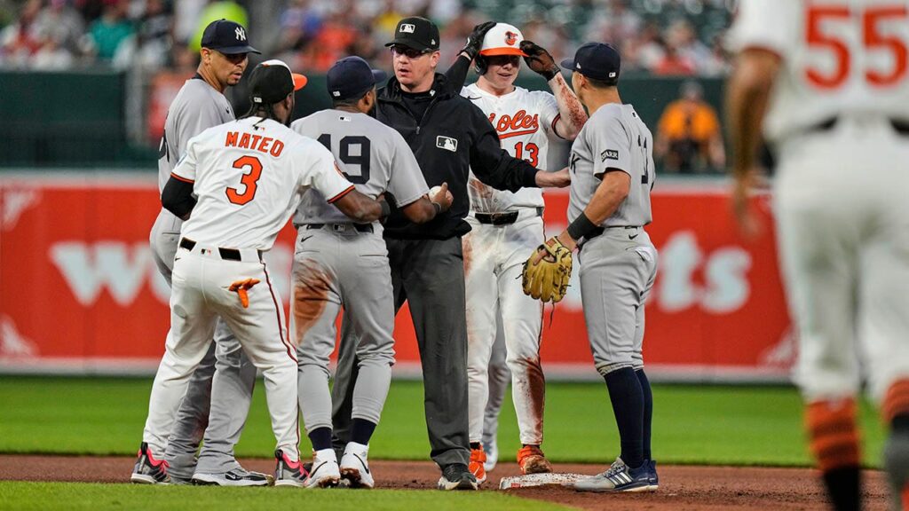 MLB news: Benches clear during Yankees-Orioles game after heated discussion MLB news: Benches clear during Yankees-Orioles game after heated discussion
