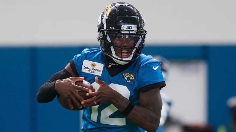 Jaguars’ Travis Hunter should be put to the test at training camp, ex-NFL lineman says