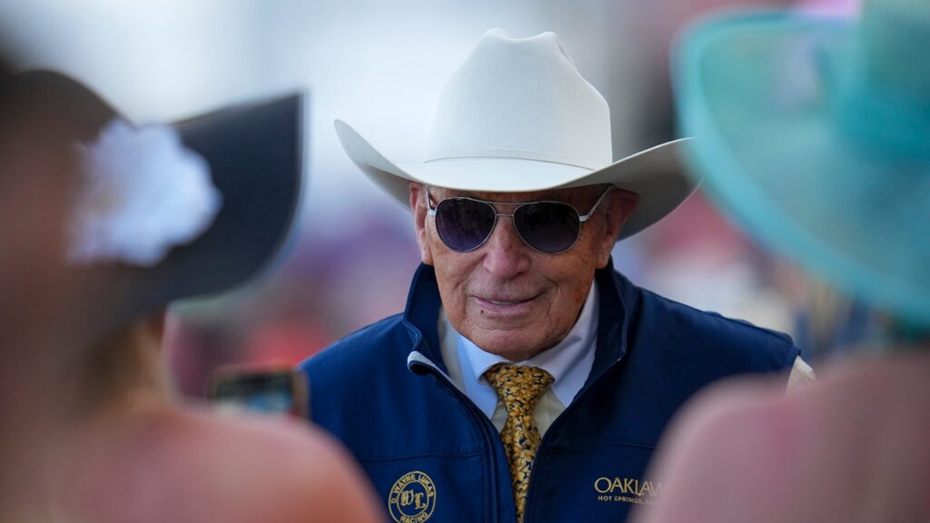 D. Wayne Lukas, legendary horse trainer, dead at 89, family says