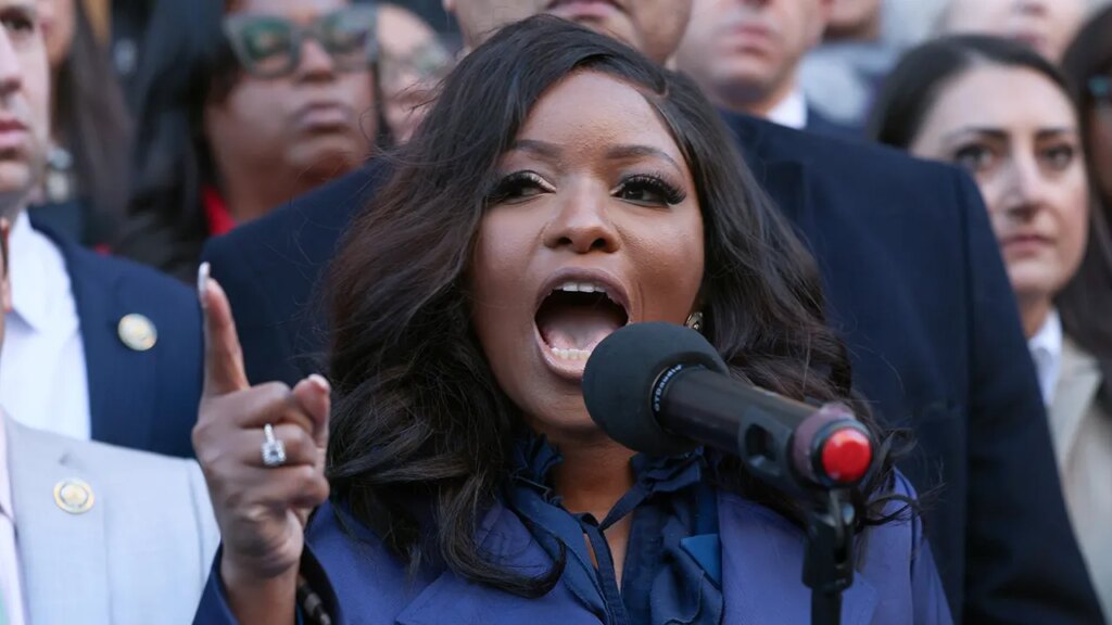 Jasmine Crockett seeks top Democrat position on House Oversight Committee Jasmine Crockett seeks top Democrat position on House Oversight Committee