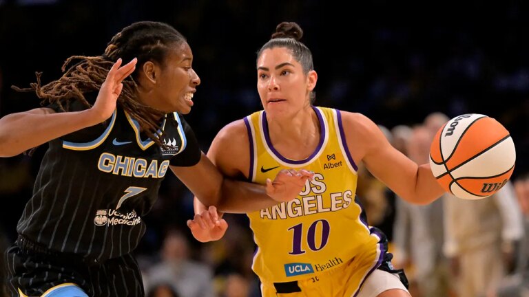 Caitlin Clark fan gets playful jab from WNBA star before Sparks-Sky game
