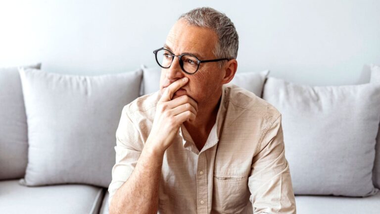 Research reveals how negative thinking could physically alter the brain