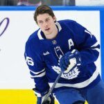 Mitch Marner traded to Golden Knights in huge deal before free agency: reports