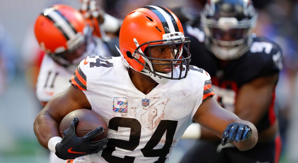Former Browns RB Nick Chubb signs with Texans on deal worth up to  million