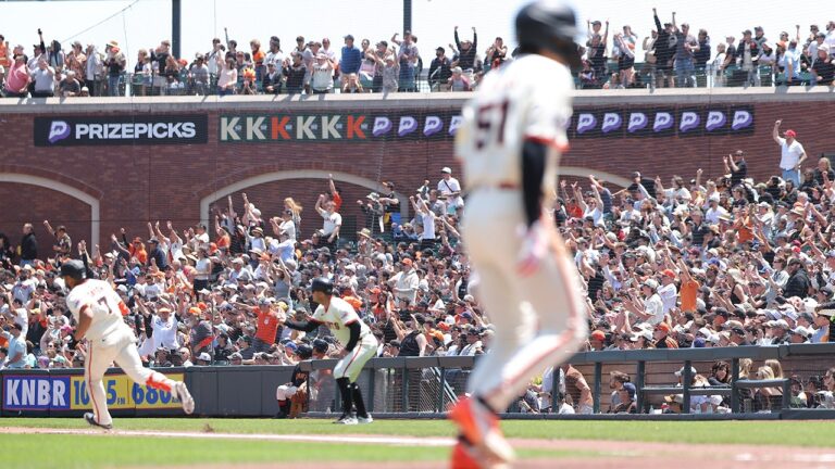 Baseball thrown from crowd during Giants-Braves game sparks confusion on field