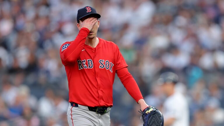 Red Sox pitcher criticizes his performance after team shellacked by Yankees