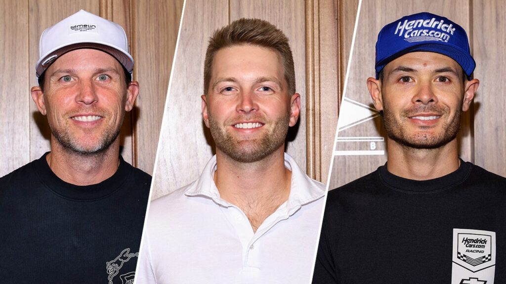 NASCAR drivers shocked by fanfare at NYC-based Fanatics Fest NASCAR drivers shocked by fanfare at NYC-based Fanatics Fest