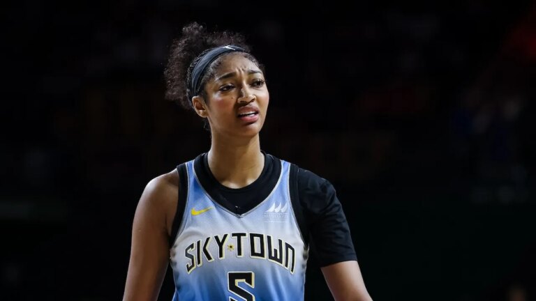 Angel Reese knocks clipboard from coach’s hands during Chicago Sky loss