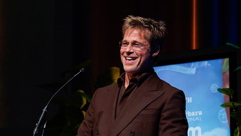 Brad Pitt talks Chiefs-Eagles rivalry with Bradley Cooper on Kelce podcast