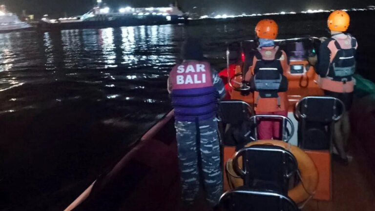 43 people missing after ferry sinks near Bali, Indonesia as rescuers search