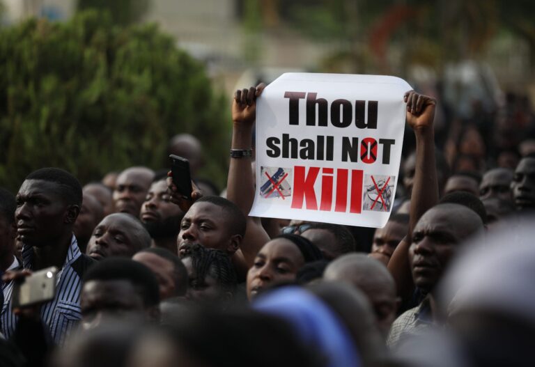 Pope and US condemn brutal killing of Christians in Nigerian church