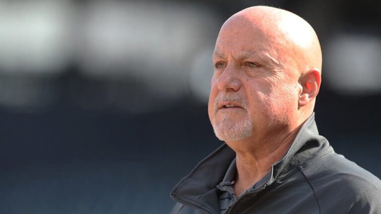 Fired Nationals GM offers parting gift in show of gratitude to Washington fans