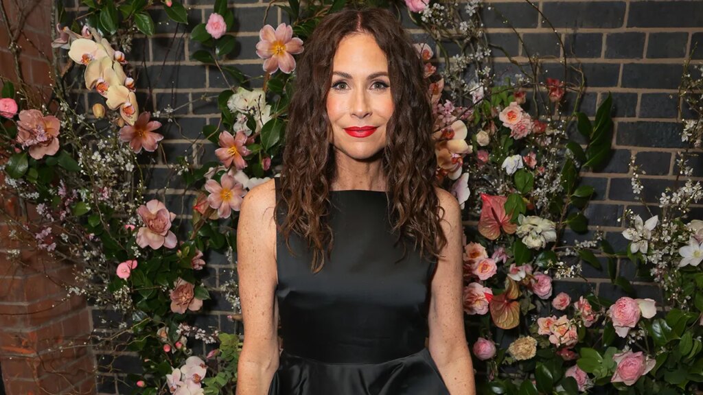Minnie Driver posts stunning beach photos in black bikini on Instagram