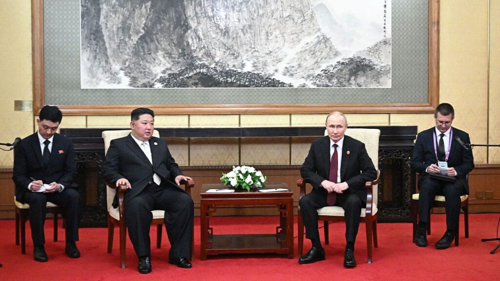 Putin, Kim Jong Un talk in Beijing following massive Chinese military parade Putin, Kim Jong Un talk in Beijing following massive Chinese military parade