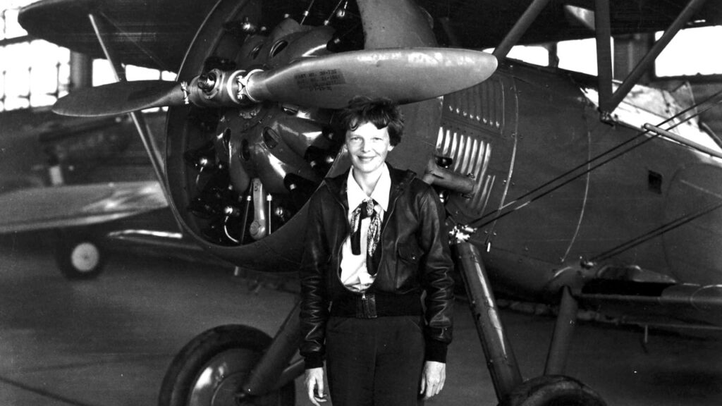 Newly unsealed Amelia Earhart disappearance documents now made public