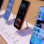 Apple to lead smartphone shipments in 2025 for first time since 2011