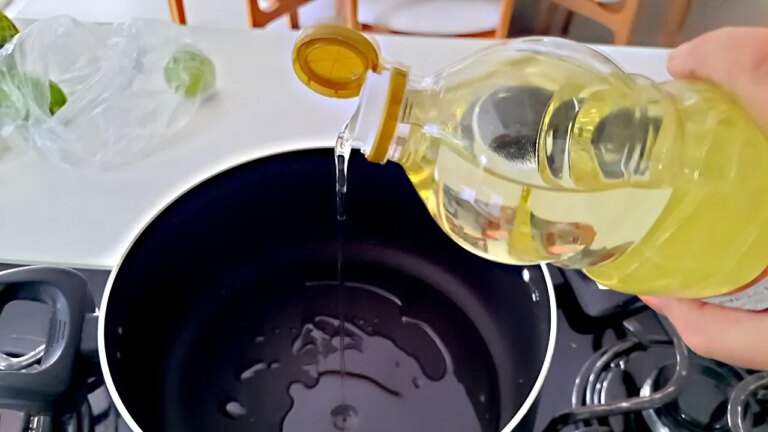 Soybean oil linked to obesity through oxylipin pathway, study finds