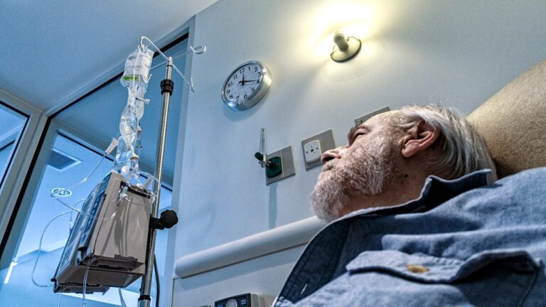 Time of day matters for cancer treatments, as study reveals survival outcomes