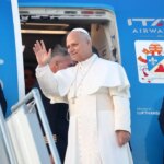 Sean Duffy praises Pope Leo XIV’s airplane attire amid new civility campaign